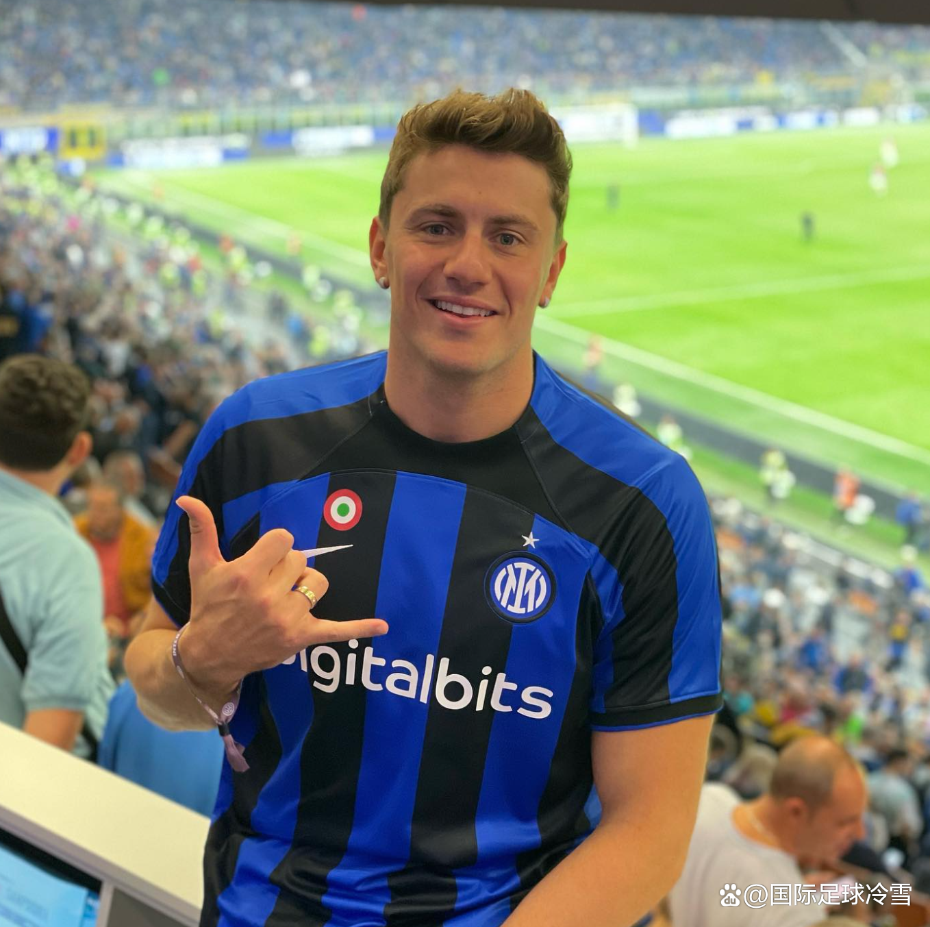 米兰网址-国米财政困境，张康阳是否被迫出售俱乐部？的简单介绍