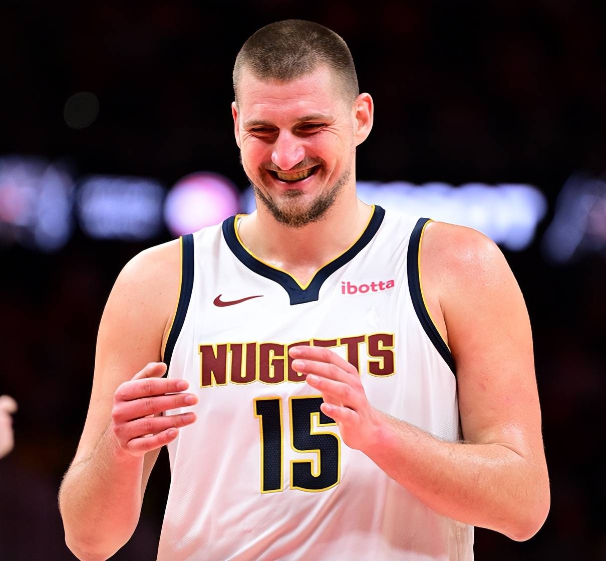 米兰官方网站-约基奇塞尔维亚联赛观战，或退役后回归的简单介绍