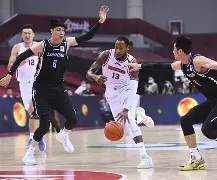 米兰官方网站-广东宏远CBA十冠王朝，易建联功不可没