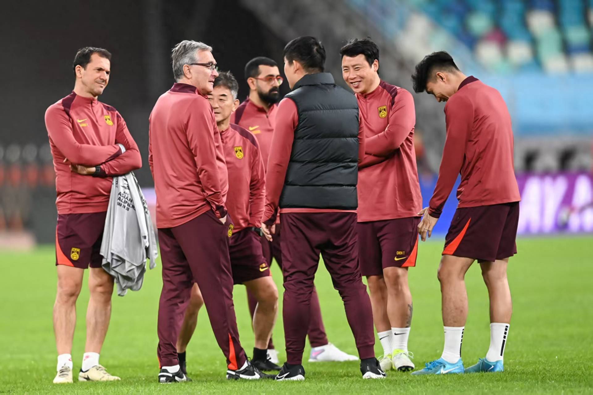 米兰网站-中超新赛季开幕，归化球员表现抢眼