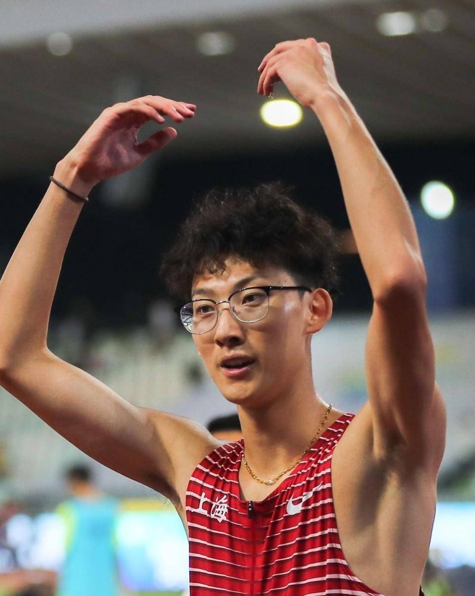 “田径人才选拔：寻找下一个田径明星！”