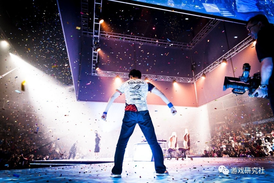 米兰官方网站-《电竞行业就业指南：从选手到幕后你能做什么？》