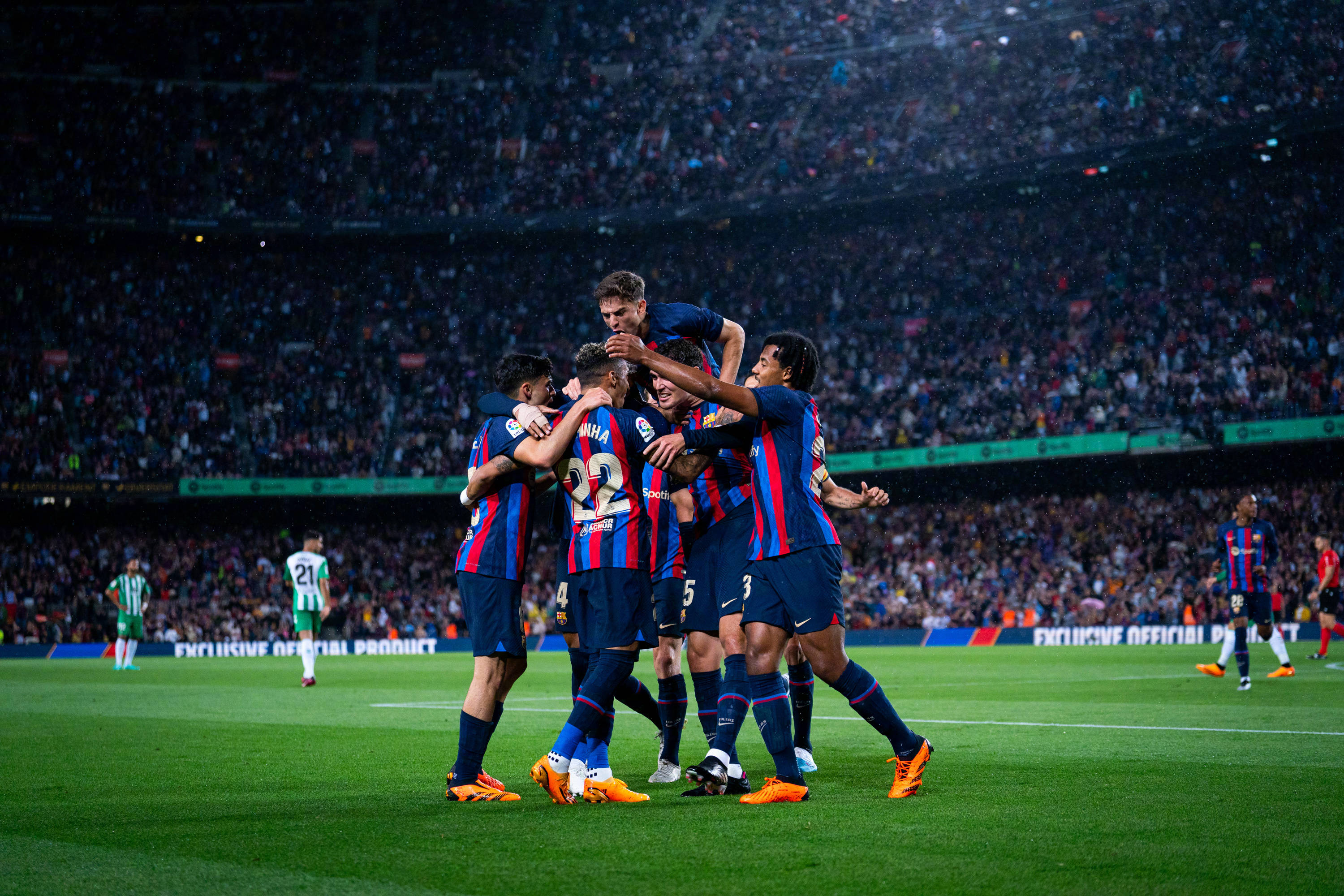 ac米兰官方网站-“西甲赛季最佳进球集锦，尽享精彩瞬间！”