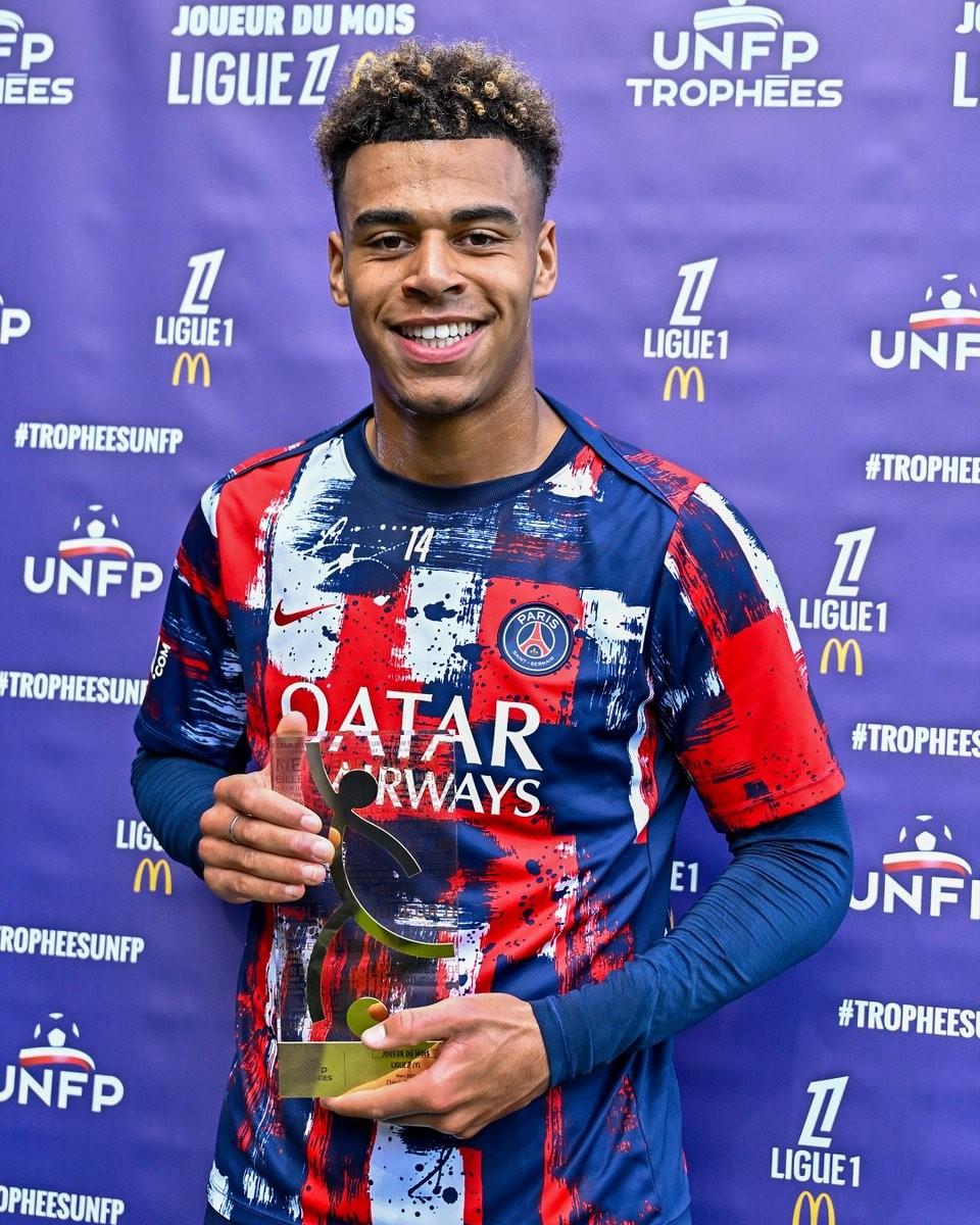 米兰平台-“法甲的评选与回顾：最佳教练与最佳新人！”