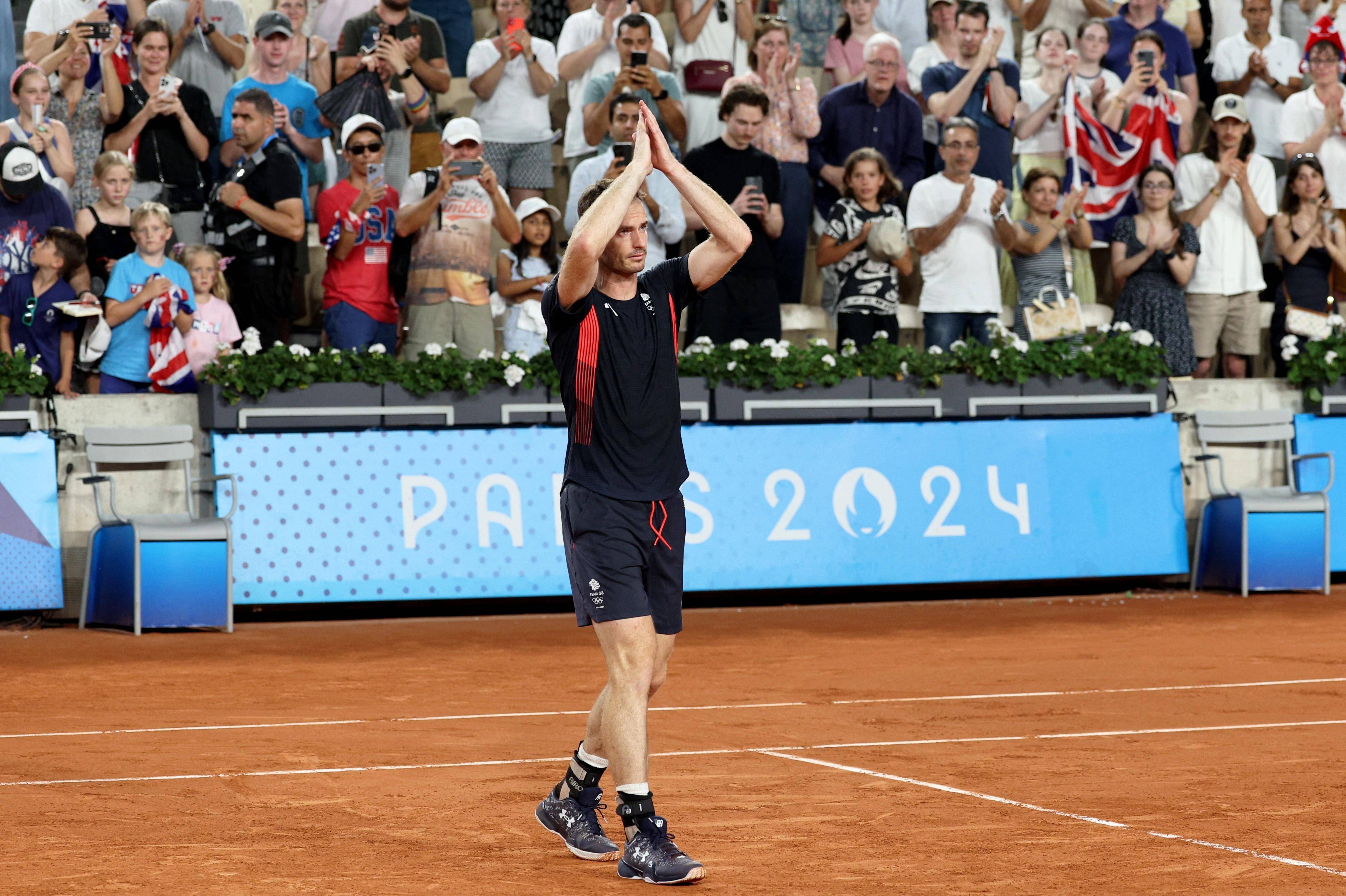 费德勒退役仪式泪洒全场,一代传奇落幕 费德勒退役仪式泪洒全场,一代传奇落幕